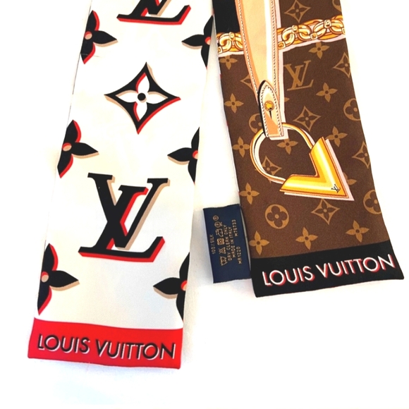 ❌️SOLD❌️Louis Vuitton Bandeau Monogram Trunk Scarf Brown×White×Pink TRADE - Picture 4 of 5